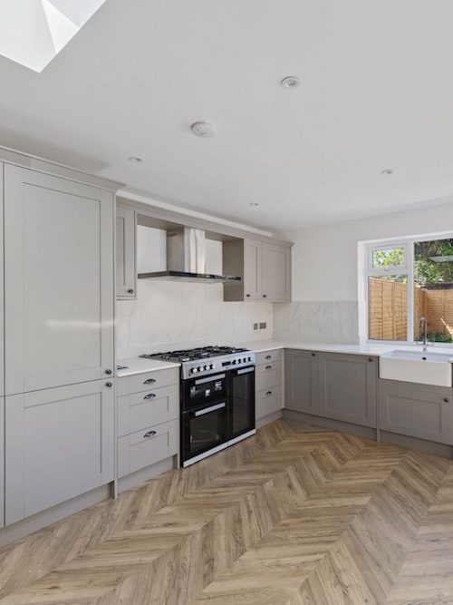 06-dafe6a83-bc5b-4b11-85aa-5b7eef64bf9bPFKT5C-Fairview Cottage-021 (1)-medium-2 House Extensions Builders in London